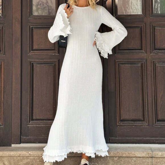 White Elegant Women's Long Sleeve Crew Neck Flare Cuff Sweater Dress - Picture 3 of 5